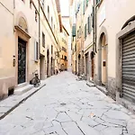 Dimora Storica Vicino A Ponte Vecchio E Uffizi Apartment Florence