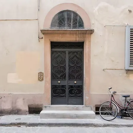 Dimora Storica Vicino A Ponte Vecchio E Uffizi *